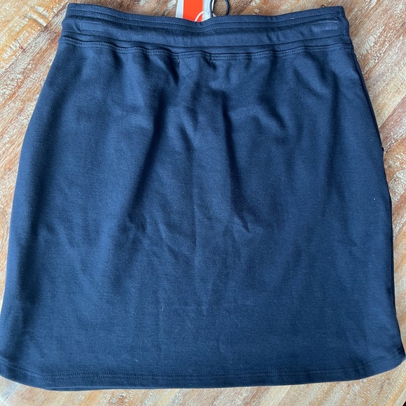 Sundry for Evereve Sunday Skirt - Picture 3 of 3